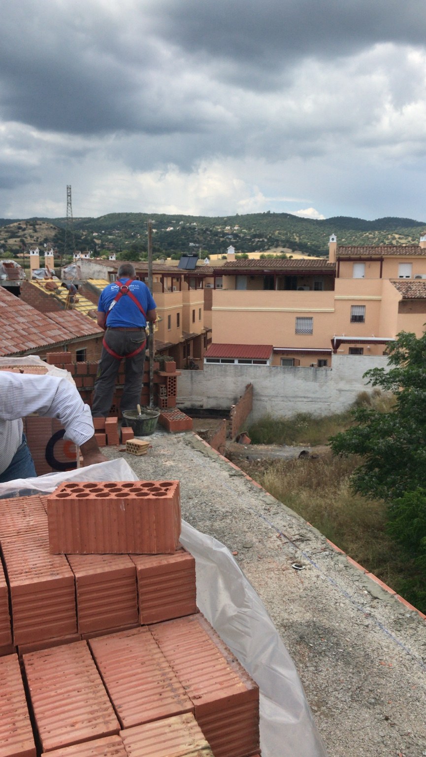 Reparación de tejado — Construcciones Sarciat Córdoba